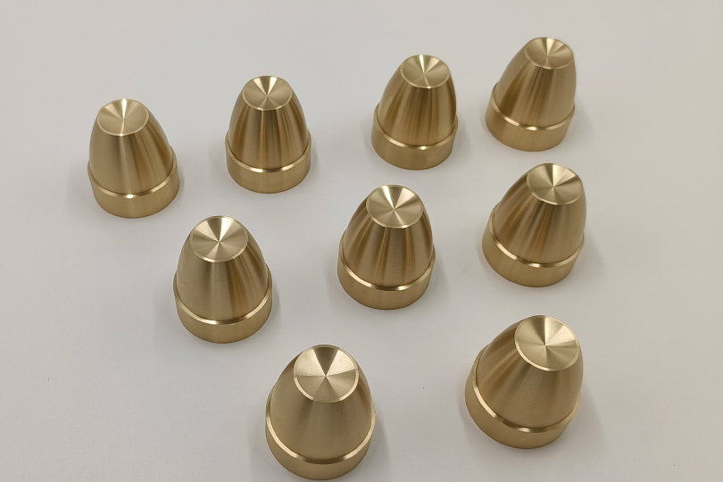 Pièce usinée CNC en laiton-2